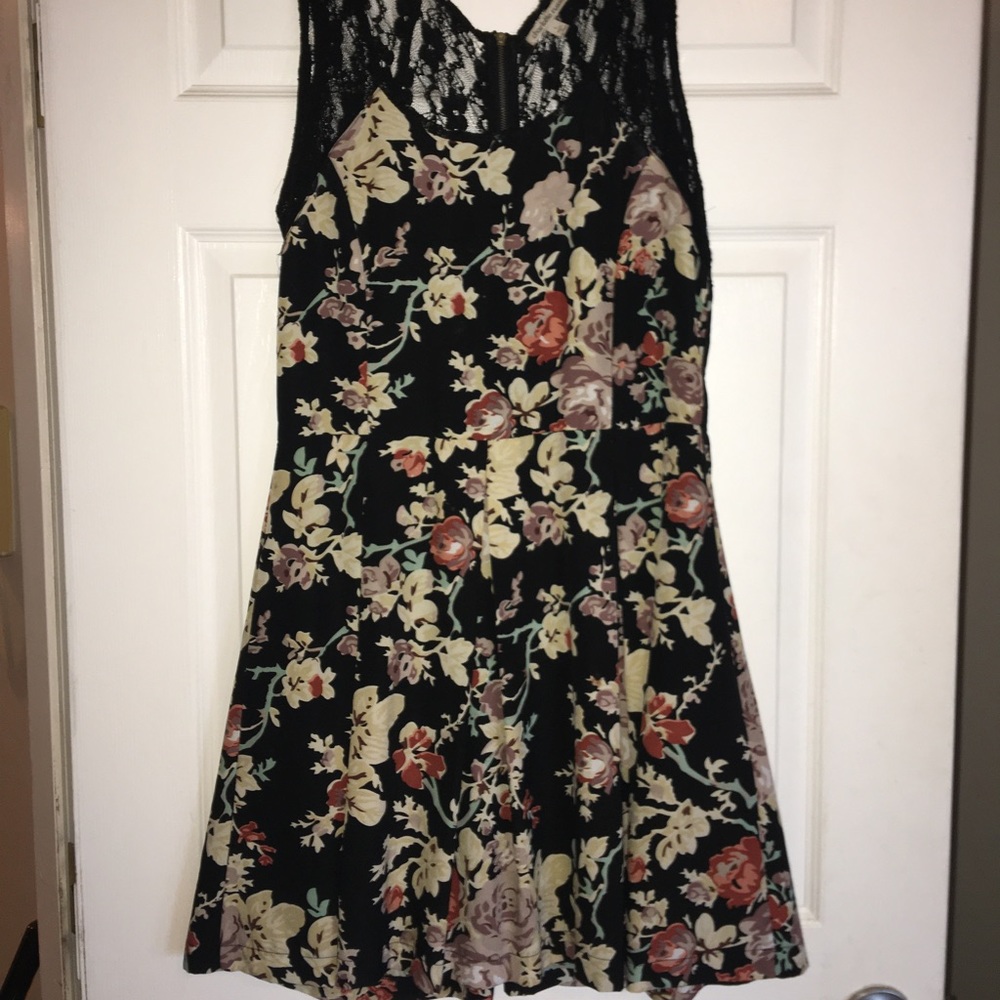 Charlotte Russe lace back summer dress